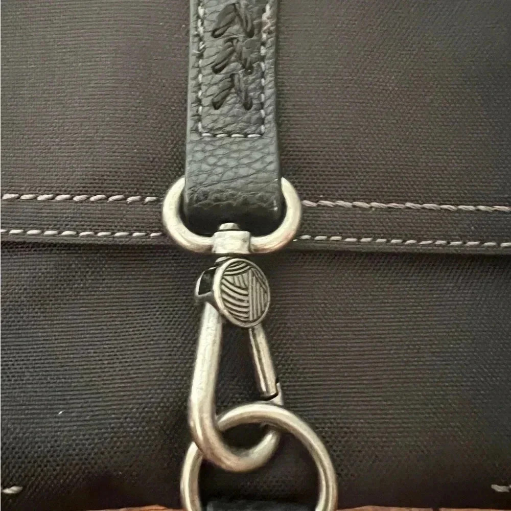 The Sak Small Crossbody Black - Picture 5 of 7